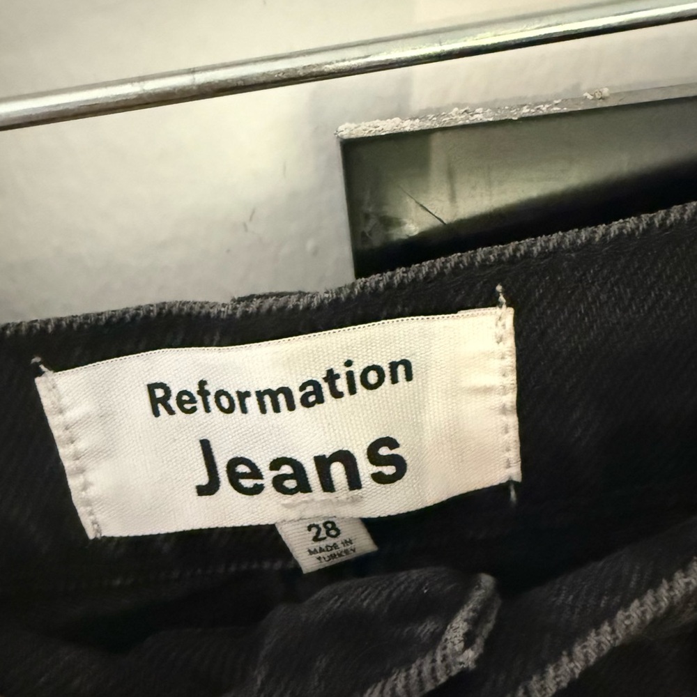 NWT | Reformation Cynthia Straight Leg Jeans | Size 28 | Charcoal - Picture 4 of 5